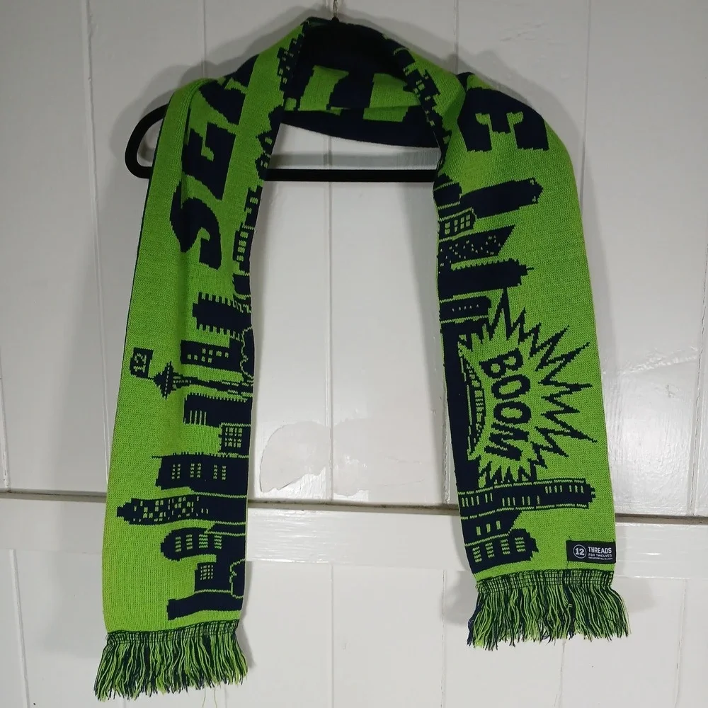 Seattle Seahawks Skyline Boom Knit Scarf Green‎ Navy Blue Threads For Twelves